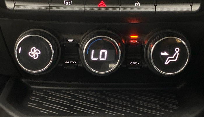 2021 Renault Kiger RXZ AMT 1.0 DUAL TONE, Petrol, Automatic, 10,993 km, Automatic Climate Control