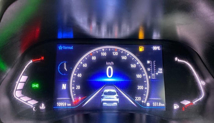 2021 Renault Kiger RXZ AMT 1.0 DUAL TONE, Petrol, Automatic, 10,993 km, Odometer Image