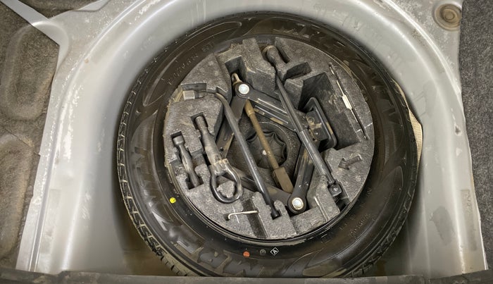 2020 Volkswagen Polo COMFORTLINE 1.0L MPI, Petrol, Manual, 1,25,895 km, Spare Tyre