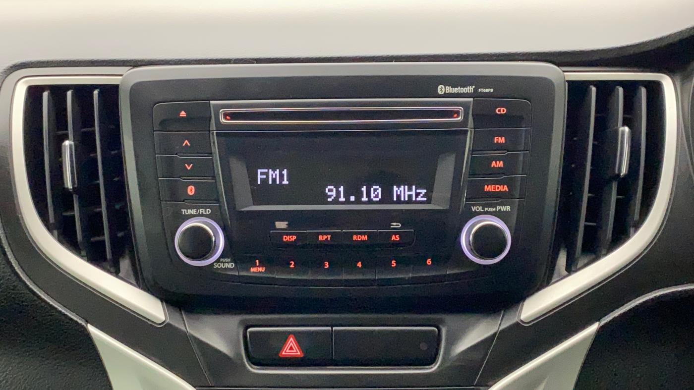 2017 Maruti Baleno ZETA PETROL 1.2, Petrol, Manual, 49,387 km, Infotainment System