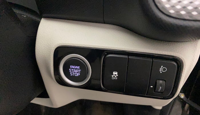 2021 KIA SONET HTX 1.0 IMT, Petrol, Manual, 21,463 km, Keyless Start/ Stop Button