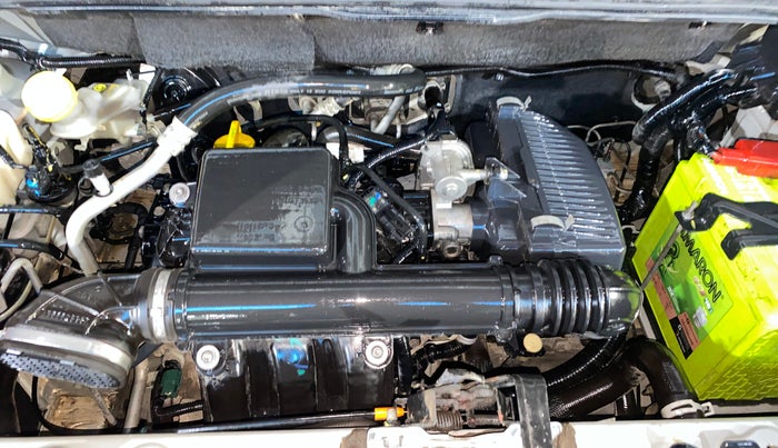 2020 Renault TRIBER RXZ, Petrol, Manual, 61,722 km, Engine View
