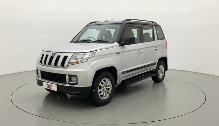 2018 Mahindra TUV300 T8 DUAL TONE, Diesel, Manual, 43,472 km, Left Front Diagonal
