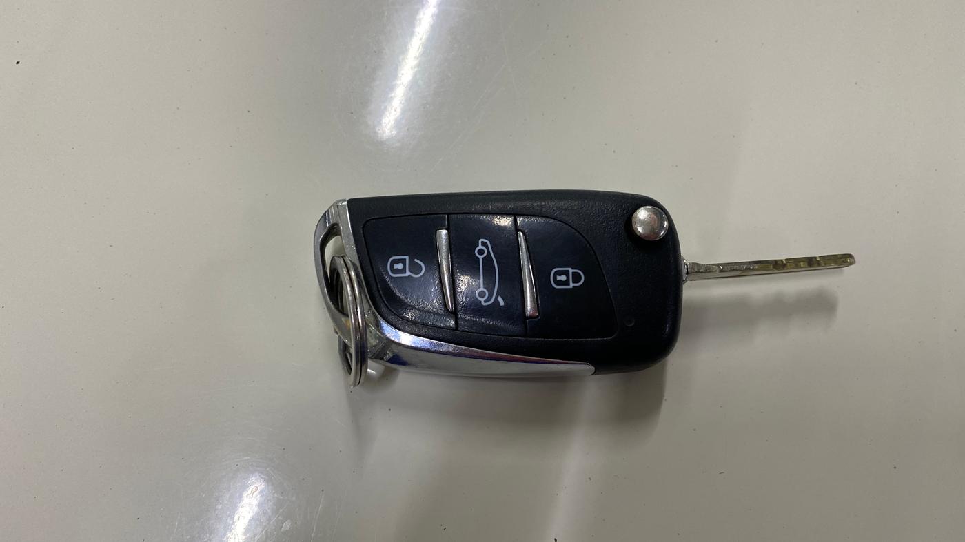 2020 Mahindra Bolero B6 (O), Diesel, Manual, 1,00,439 km, Key Close Up