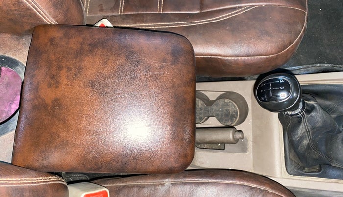 2020 Mahindra Bolero B6 (O), Diesel, Manual, 1,00,394 km, Gear Lever