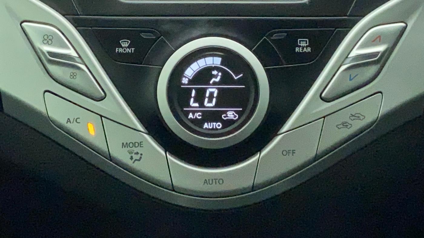2016 Maruti Baleno ZETA 1.2 K12, Petrol, Manual, 32,932 km, Automatic Climate Control