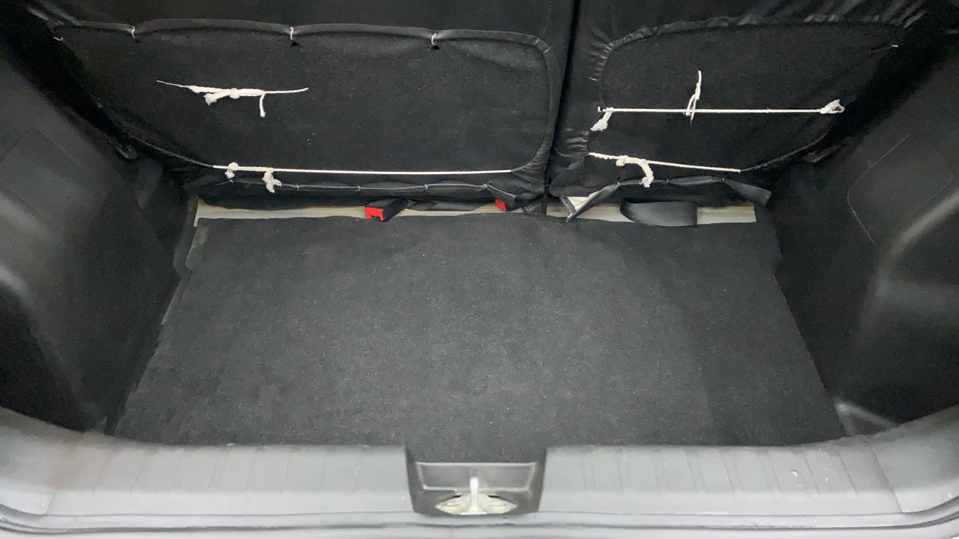 2016 Maruti Baleno ZETA 1.2 K12, Petrol, Manual, 32,932 km, Boot Inside