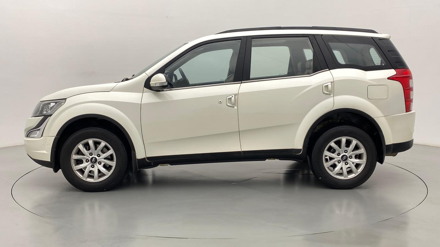 2017 Mahindra XUV500 W10 AT FWD, Diesel, Automatic, 68,721 km, Left Side
