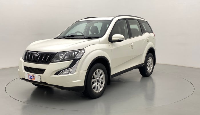 2017 Mahindra XUV500 W10 AT FWD, Diesel, Automatic, 68,721 km, Left Front Diagonal