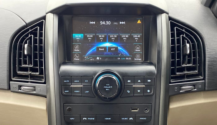 2017 Mahindra XUV500 W10 AT FWD, Diesel, Automatic, 68,721 km, Infotainment System