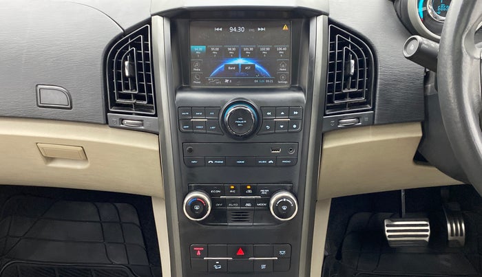 2017 Mahindra XUV500 W10 AT FWD, Diesel, Automatic, 68,721 km, Air Conditioner