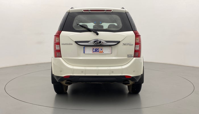 2017 Mahindra XUV500 W10 AT FWD, Diesel, Automatic, 68,721 km, Back/Rear
