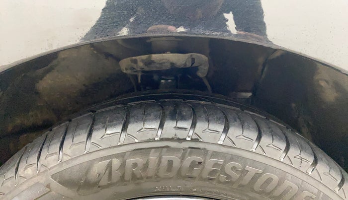 2021 Hyundai Verna SX (O)1.5 MPi, Petrol, Manual, 1,16,629 km, Right Front Tyre Tread