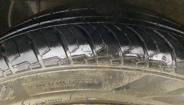 2021 Hyundai AURA SX 1.2, Petrol, Manual, 1,16,017 km, Left Front Tyre Tread