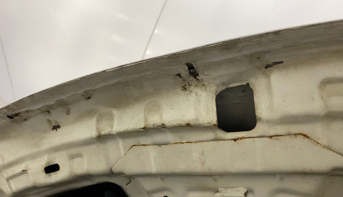 2017 Mahindra KUV 100 NXT K4+ 6S, Petrol, Manual, 40,676 km, Bonnet (hood) - Slight discolouration