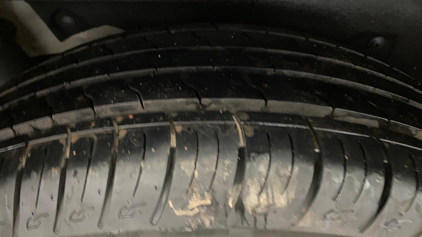 2019 Mahindra MARAZZO M4 7 STR, Diesel, Manual, 35,045 km, Right Rear Tyre Tread