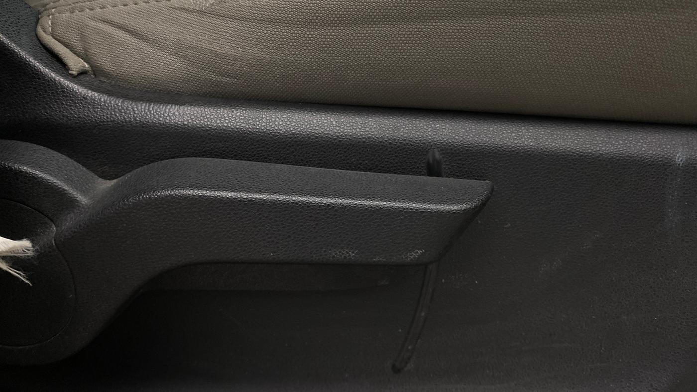 2019 Mahindra MARAZZO M4 7 STR, Diesel, Manual, 35,045 km, Driver Side Adjustment Panel