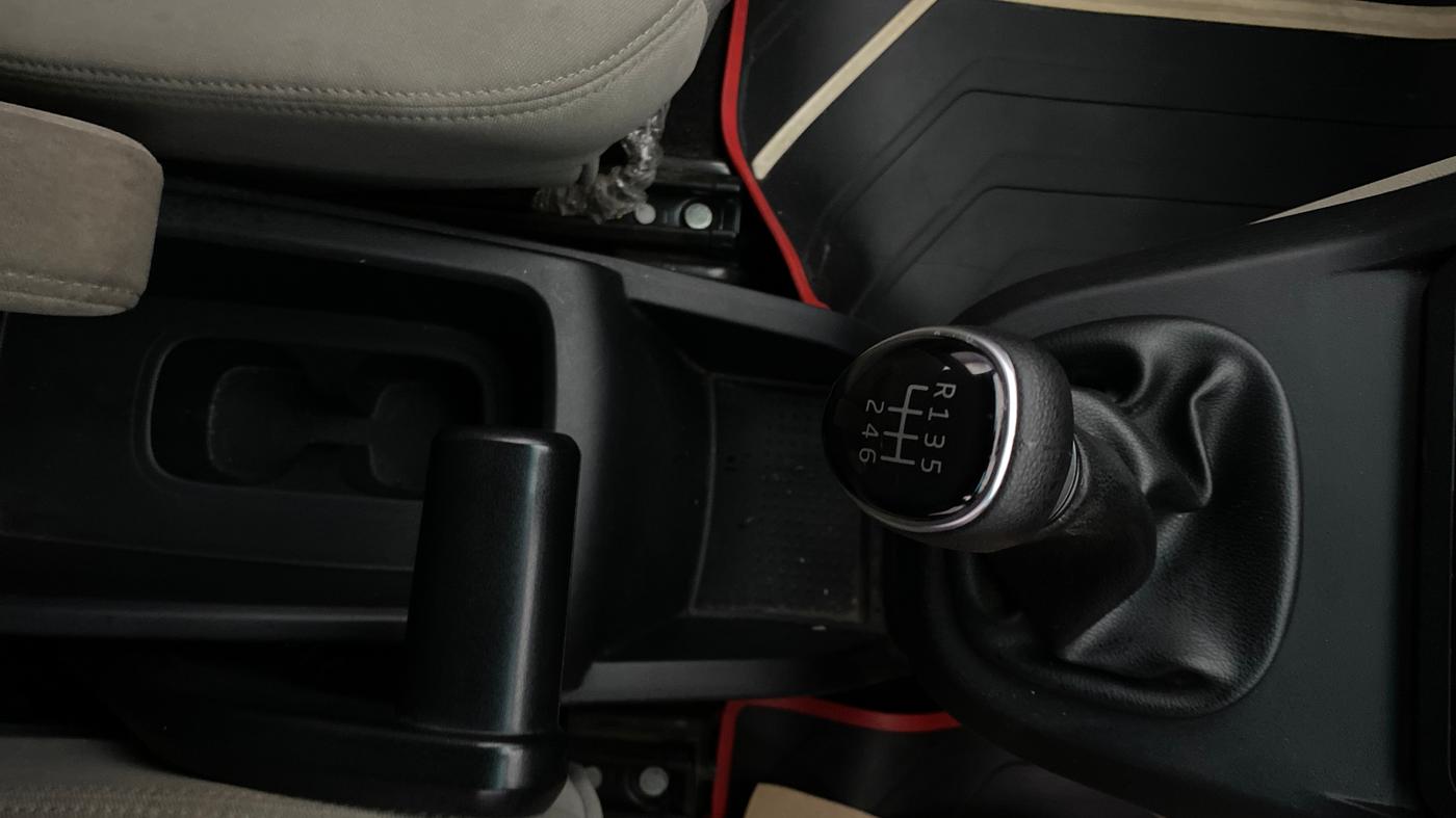 2019 Mahindra MARAZZO M4 7 STR, Diesel, Manual, 35,045 km, Gear Lever