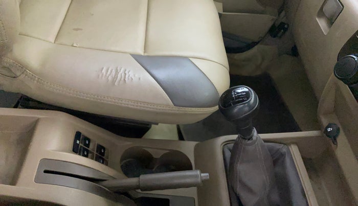 2017 Mahindra Bolero POWER PLUS SLX, Diesel, Manual, 65,577 km, Gear Lever