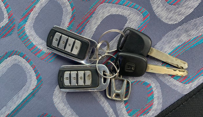 2014 Honda Amaze 1.5L I-DTEC EX, Diesel, Manual, 31,837 km, Key Close Up