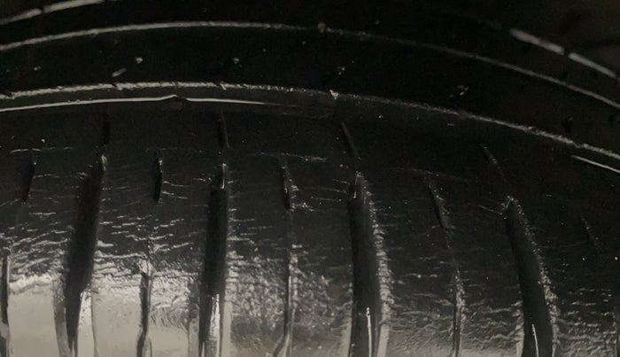 2014 Honda Amaze 1.5L I-DTEC EX, Diesel, Manual, 31,837 km, Right Front Tyre Tread