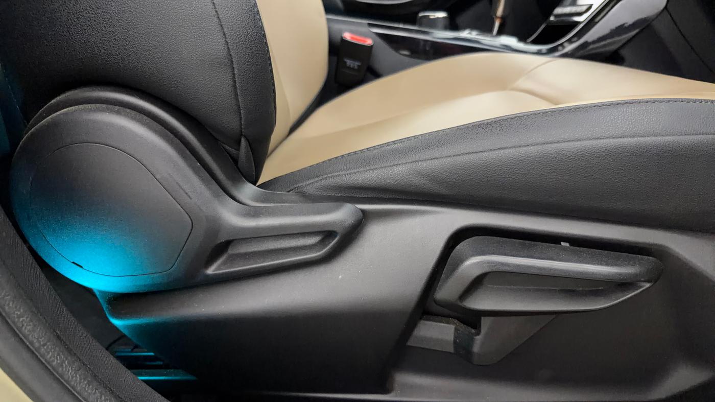2023 Tata NEXON XZA PLUS LUX SUNROOF KAZIRANGA PETROL, Petrol, Automatic, 60,732 km, Driver Side Adjustment Panel