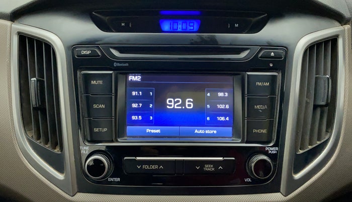 2016 Hyundai Creta E PLUS 1.6 PETROL, CNG, Manual, 85,035 km, Infotainment System