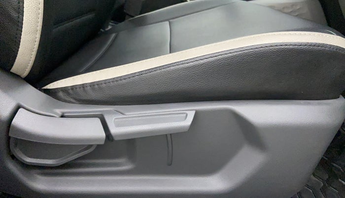 2019 Hyundai GRAND I10 NIOS SPORTZ AMT 1.2 KAPPA VTVT, Petrol, Automatic, 11,727 km, Driver Side Adjustment Panel