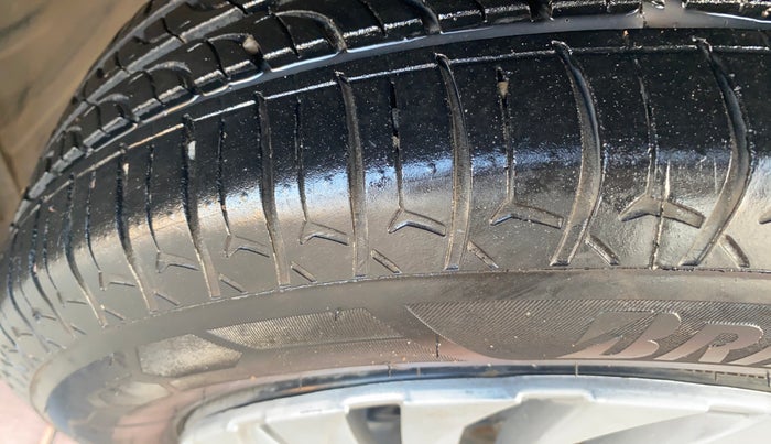 2019 Maruti S PRESSO VXI, CNG, Manual, 88,283 km, Right Front Tyre Tread