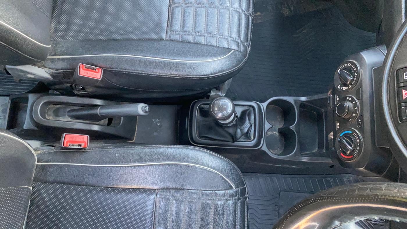 2019 Maruti S PRESSO VXI, CNG, Manual, 87,859 km, Gear Lever