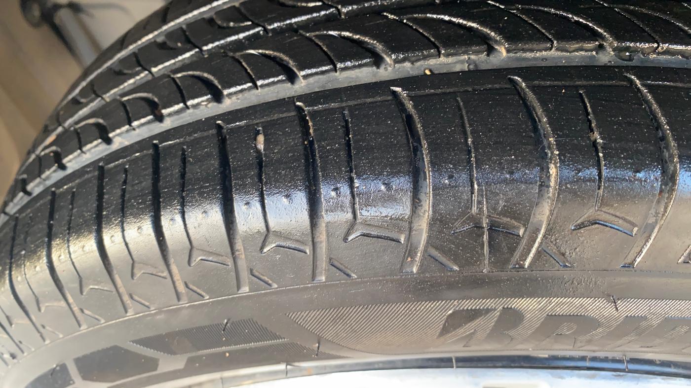 2019 Maruti S PRESSO VXI, CNG, Manual, 87,859 km, Left Front Tyre Tread