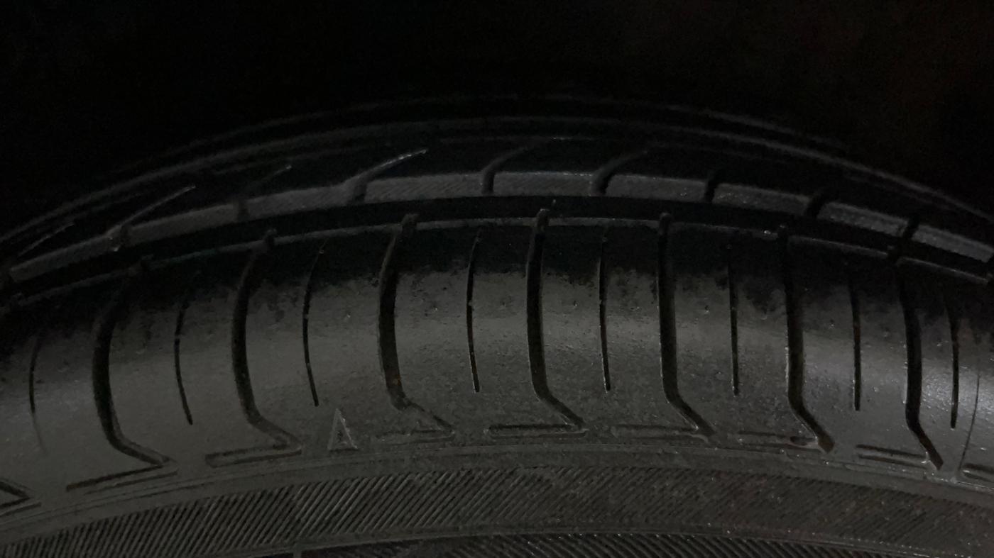 2014 Hyundai i20 SPORTZ 1.2, Petrol, Manual, 45,264 km, Right Rear Tyre Tread