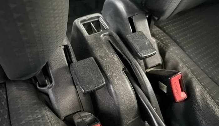 2019 Maruti Eeco 5 STR WITH A/C+HTR CNG, CNG, Manual, 1,06,043 km, Driver Side Adjustment Panel