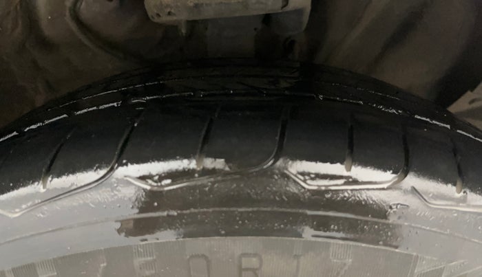 2023 KIA SELTOS  HTX 1.5 PETROL CVT, Petrol, Automatic, 19,901 km, Right Front Tyre Tread