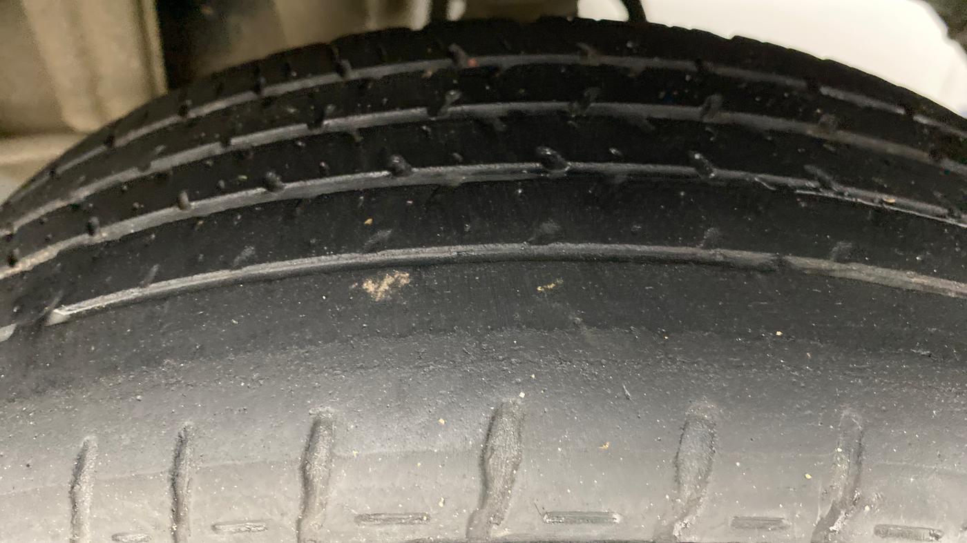 2012 Maruti Alto K10 VXI P, Petrol, Manual, 30,672 km, Left Rear Tyre Tread