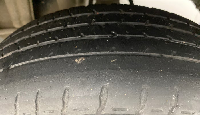2012 Maruti Alto K10 VXI P, Petrol, Manual, 30,672 km, Left Rear Tyre Tread