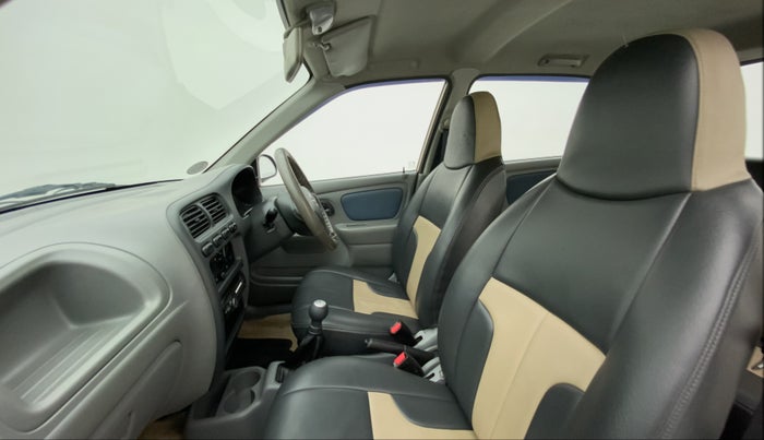 2012 Maruti Alto K10 VXI P, Petrol, Manual, 30,672 km, Right Side Front Door Cabin