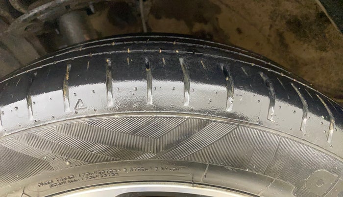 2021 Maruti Baleno ZETA PETROL 1.2, Petrol, Manual, 23,630 km, Left Front Tyre Tread