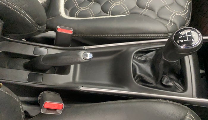 2021 Maruti Baleno ZETA PETROL 1.2, Petrol, Manual, 23,630 km, Gear Lever