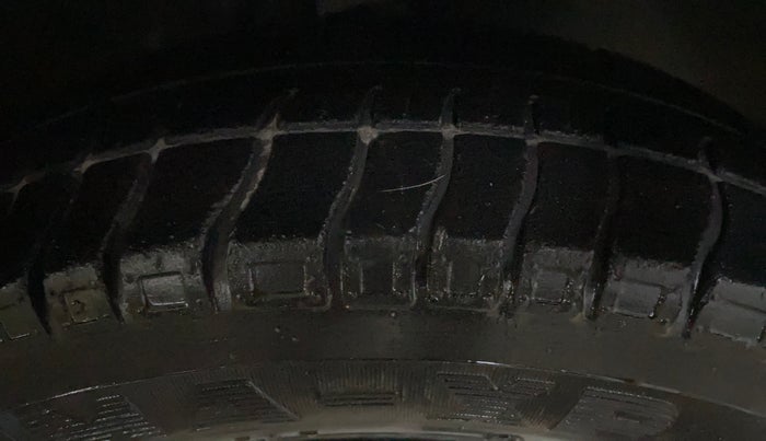 2018 Maruti Alto 800 LXI, Petrol, Manual, 36,240 km, Right Front Tyre Tread
