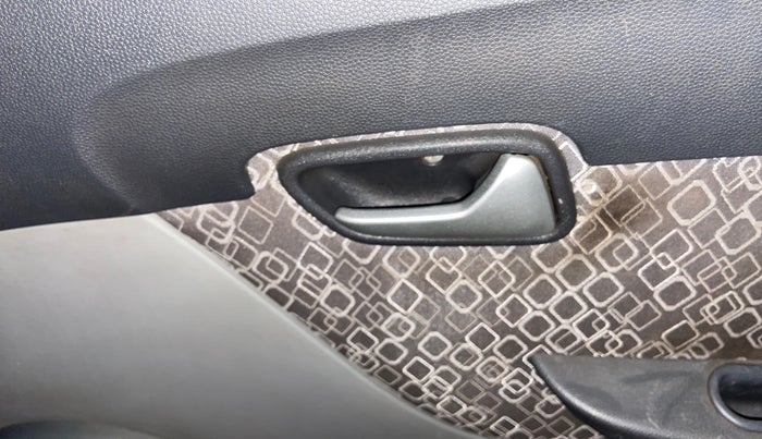 2018 Maruti Alto 800 LXI, Petrol, Manual, 36,240 km, Driver Side Door Panels Control