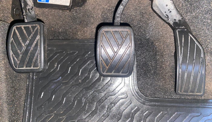 2017 Maruti S Cross DELTA 1.3, Diesel, Manual, 1,32,280 km, Pedals