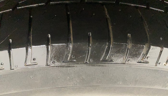 2017 Maruti S Cross DELTA 1.3, Diesel, Manual, 1,32,280 km, Left Rear Tyre Tread