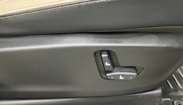 2021 MG HECTOR SHARP HYBRID 1.5 PETROL, Petrol, Manual, 9,500 km, Driver Side Adjustment Panel