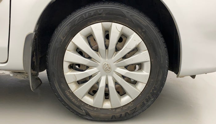 2014 Toyota Etios G, Petrol, Manual, 87,218 km, Right Front Wheel