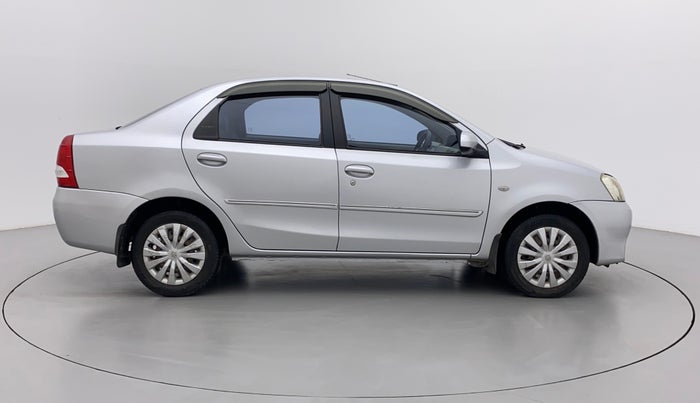 2014 Toyota Etios G, Petrol, Manual, 87,218 km, Right Side View