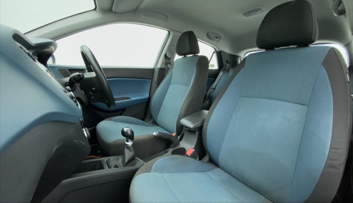 2017 Hyundai i20 Active 1.2 SX, Petrol, Manual, 11,275 km, Right Side Front Door Cabin View