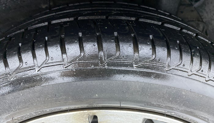 2017 Hyundai i20 Active 1.2 SX, Petrol, Manual, 11,275 km, Left Rear Tyre Tread