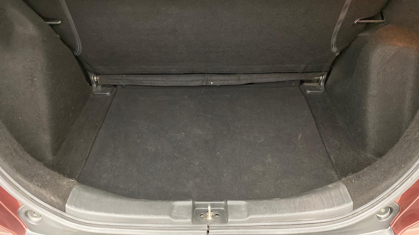 2018 Honda WR-V 1.2 i-VTEC VX MT, Petrol, Manual, 22,173 km, Boot Inside