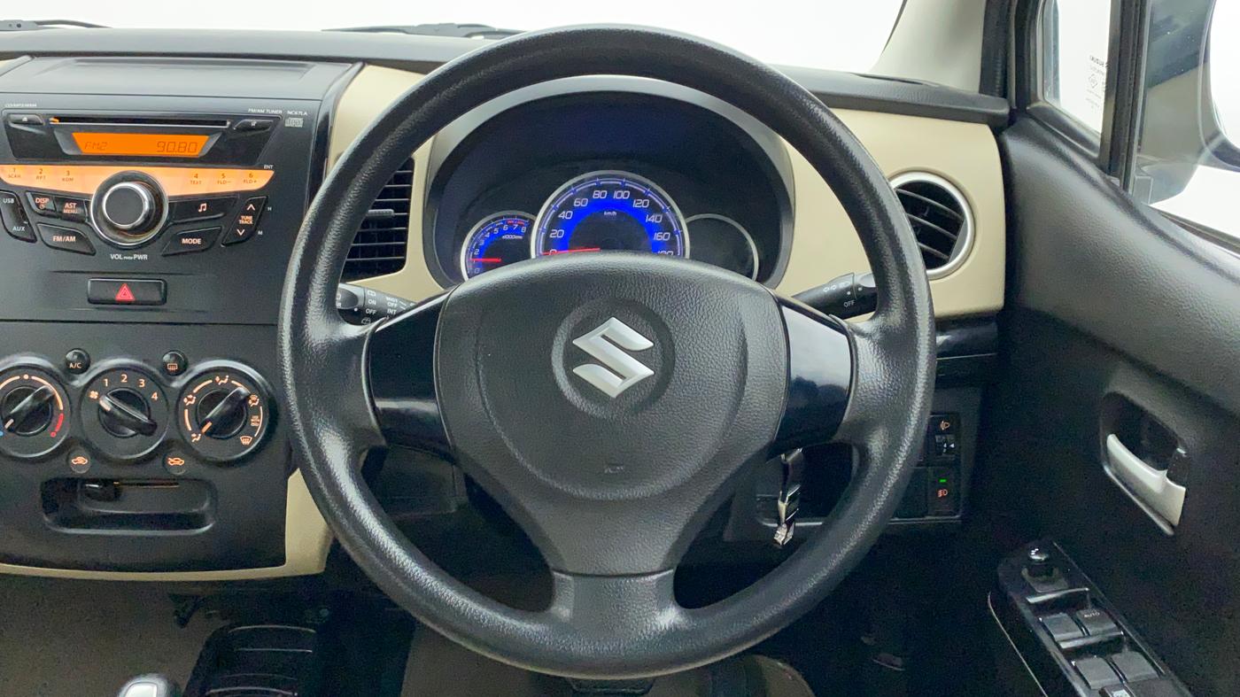 2018 Maruti Wagon R 1.0 VXI AMT, Petrol, Automatic, 24,549 km, Steering Wheel Close Up
